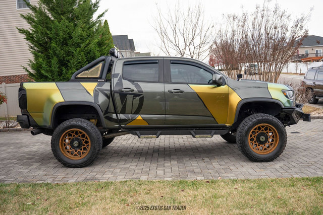 Used 2017 Chevrolet Colorado ZR2 w/ LPO, Premium Interior Package image 9