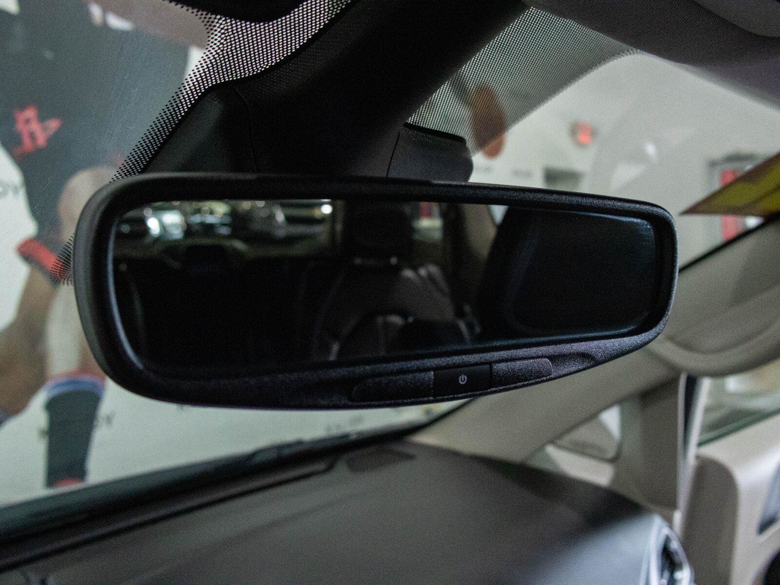 Used 2022 Chrysler Pacifica Touring-L FWD image 12