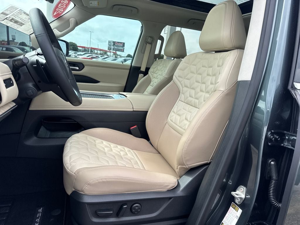 New 2026 Nissan Armada Platinum RWD image 19