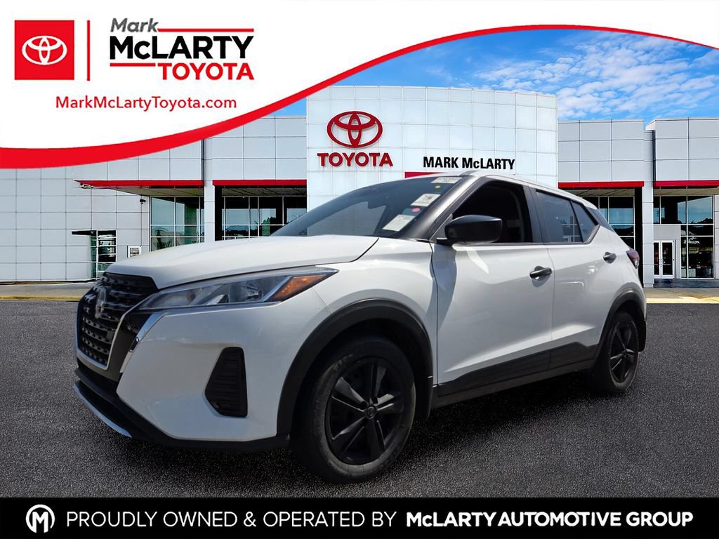 Used 2024 Nissan Kicks S FWD image 1
