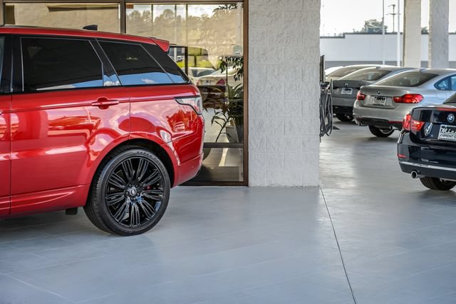 Used 2019 Land Rover Range Rover Sport Supercharged AWD/4WD image 61