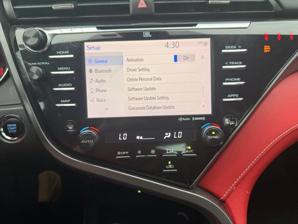 Used 2019 Toyota Camry XSE w/ Navigation Package FWD image 18