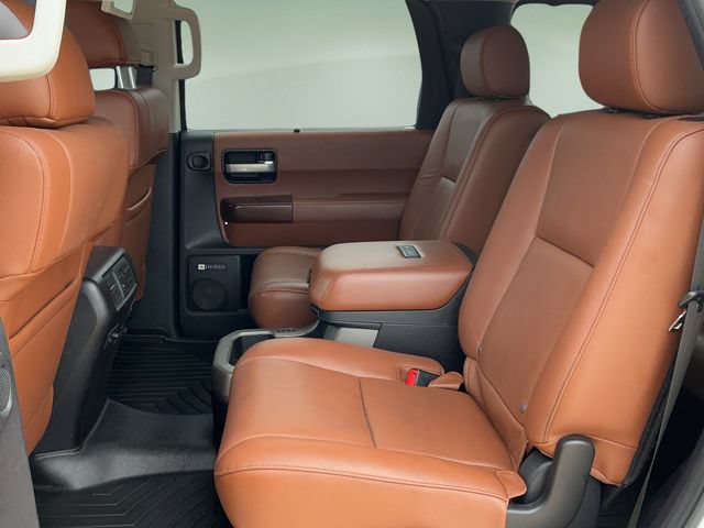 Used 2016 Toyota Sequoia Platinum RWD image 15