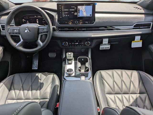 New 2026 Mitsubishi Outlander SEL Black Edition FWD image 17