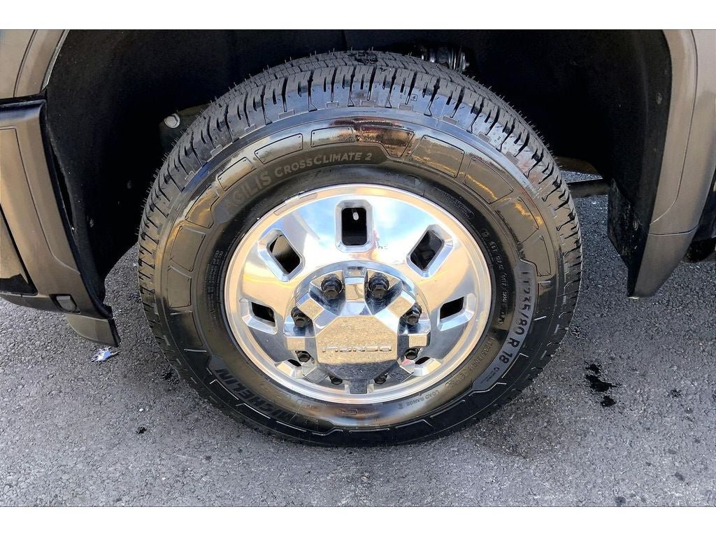 Used 2025 GMC Sierra 3500 Denali Ultimate AWD/4WD image 10