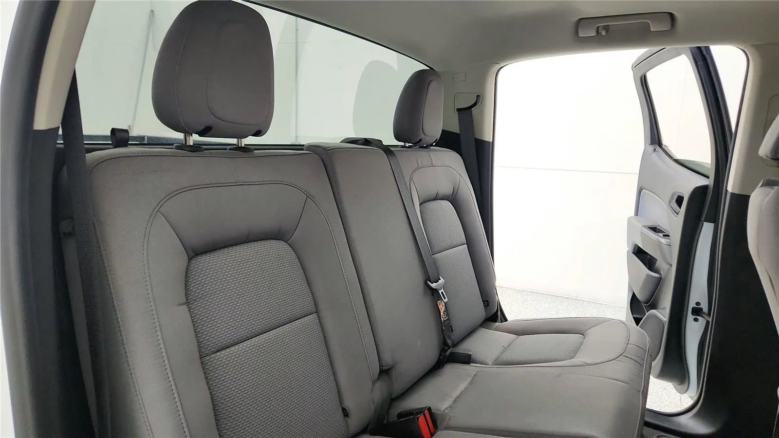 Used 2022 Chevrolet Colorado W/T w/ WT Convenience Package image 36