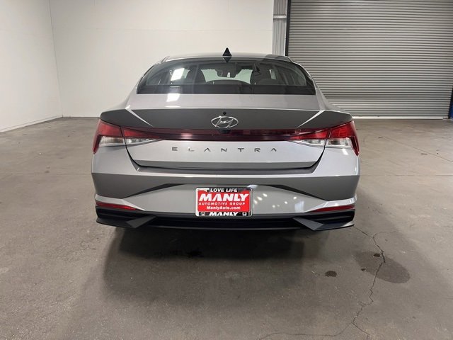 Used 2023 Hyundai Elantra SEL w/ Convenience Package image 4