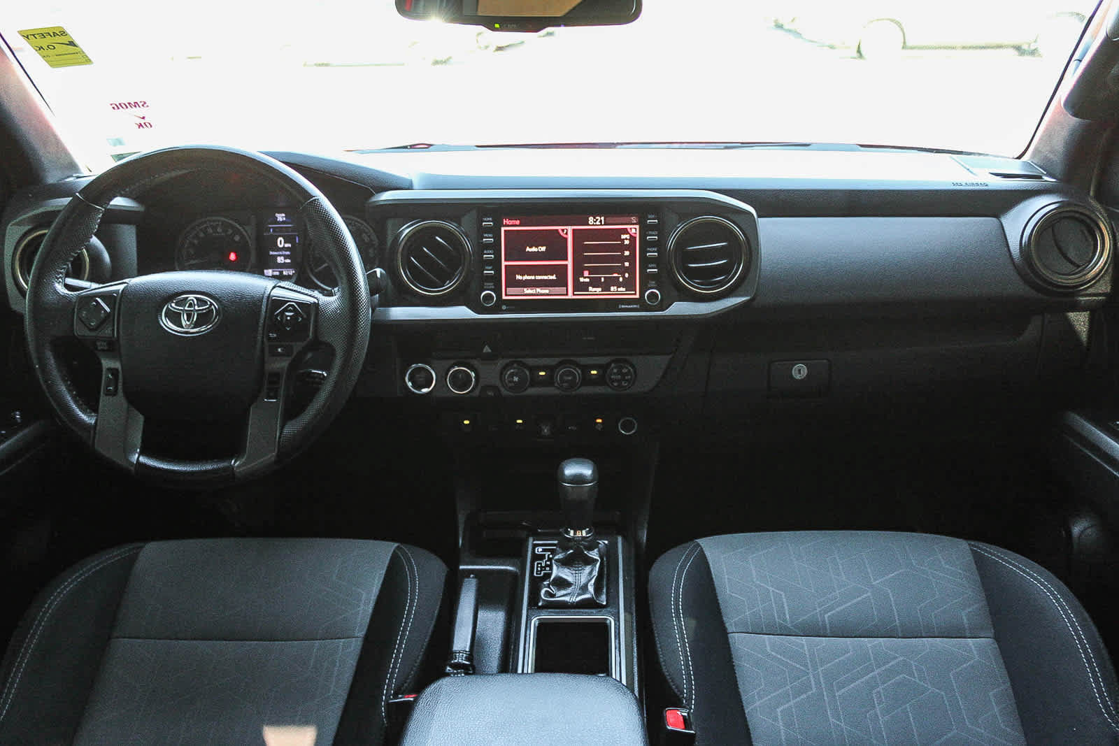 Used 2020 Toyota Tacoma TRD Off-Road w/ Technology Package AWD/4WD image 12