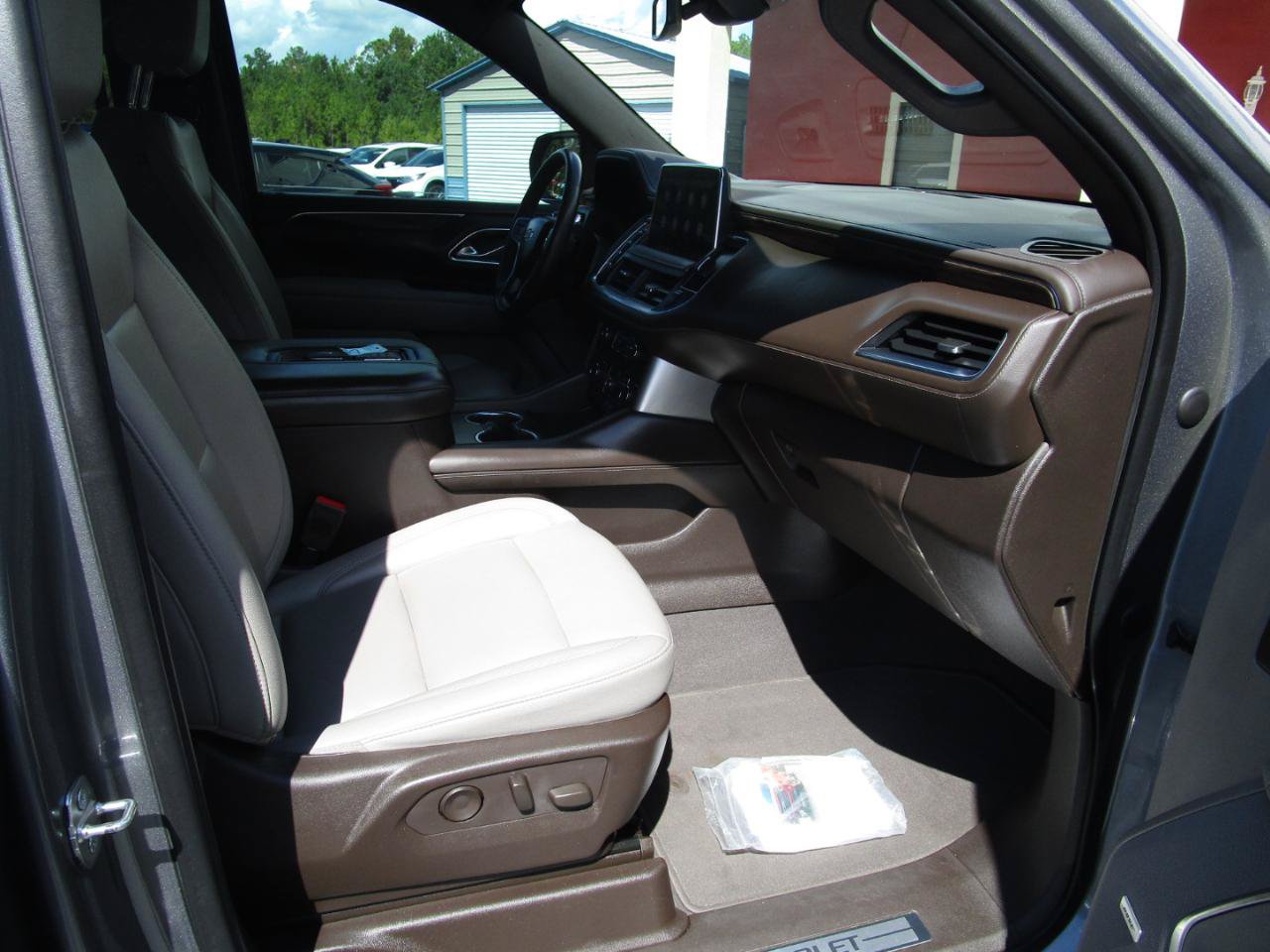 Used 2021 Chevrolet Tahoe LT RWD image 30