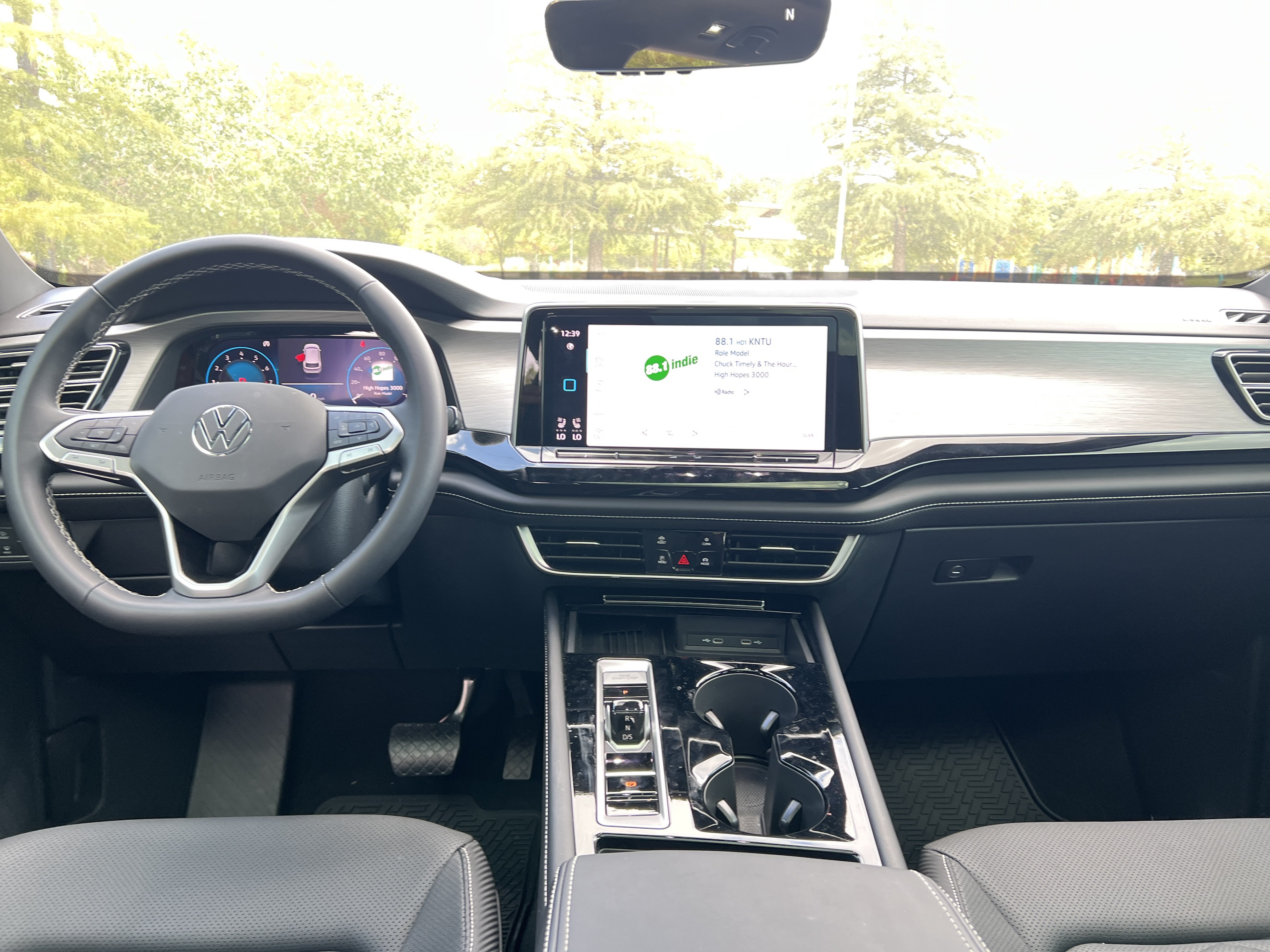 Certified 2026 Volkswagen Atlas Cross Sport SE FWD image 24