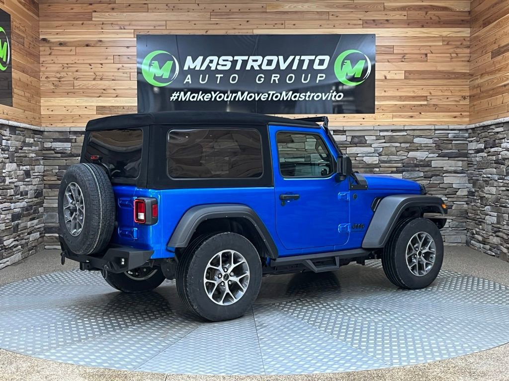 Used 2024 Jeep Wrangler Sport AWD/4WD image 11