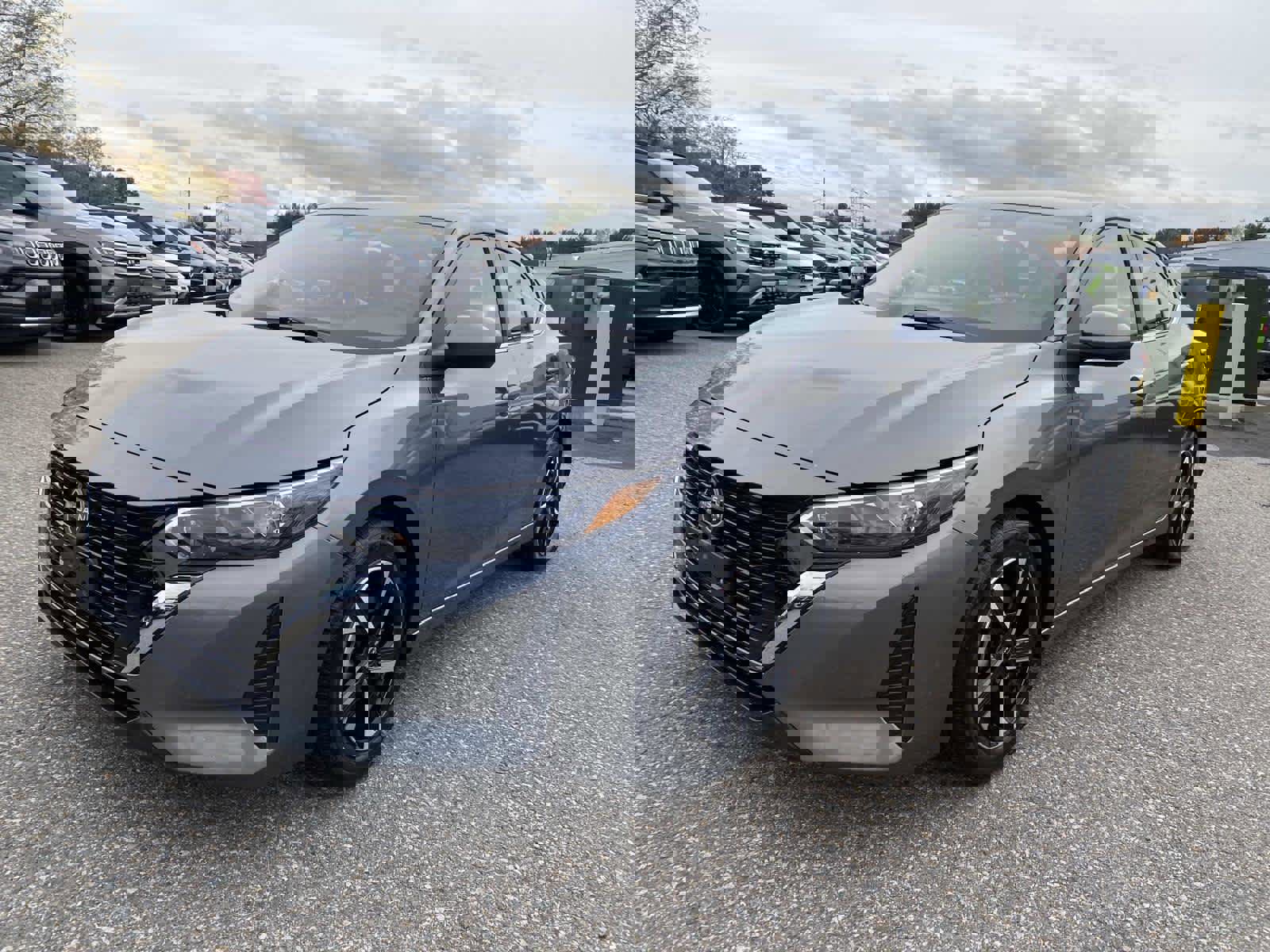 Used 2024 Nissan Sentra SV image 9