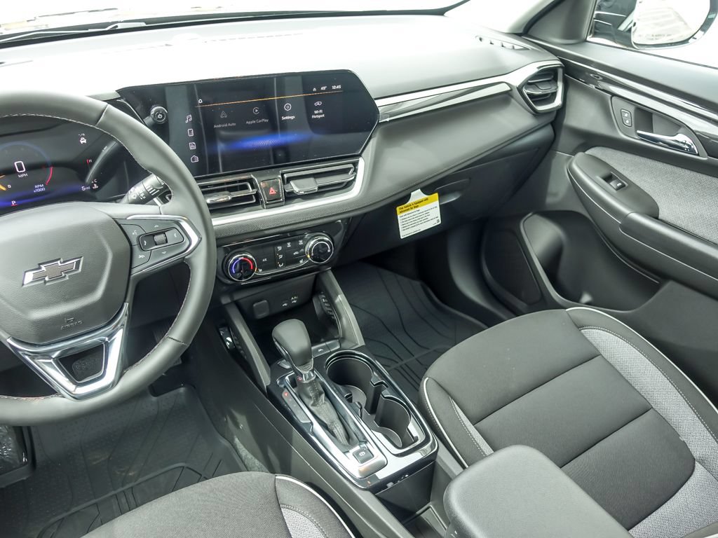 Used 2026 Chevrolet TrailBlazer LT w/ Midnight Edition FWD image 17
