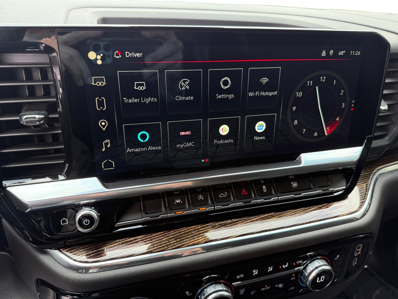 Used 2024 GMC Sierra 1500 Elevation AWD/4WD image 12