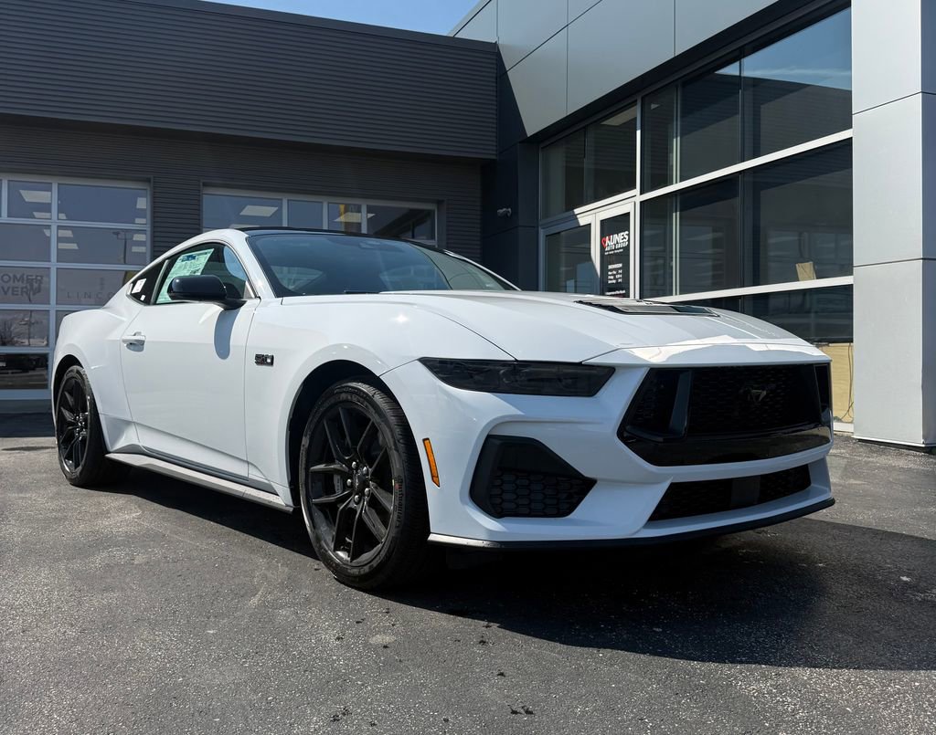 New 2026 Ford Mustang GT image 2
