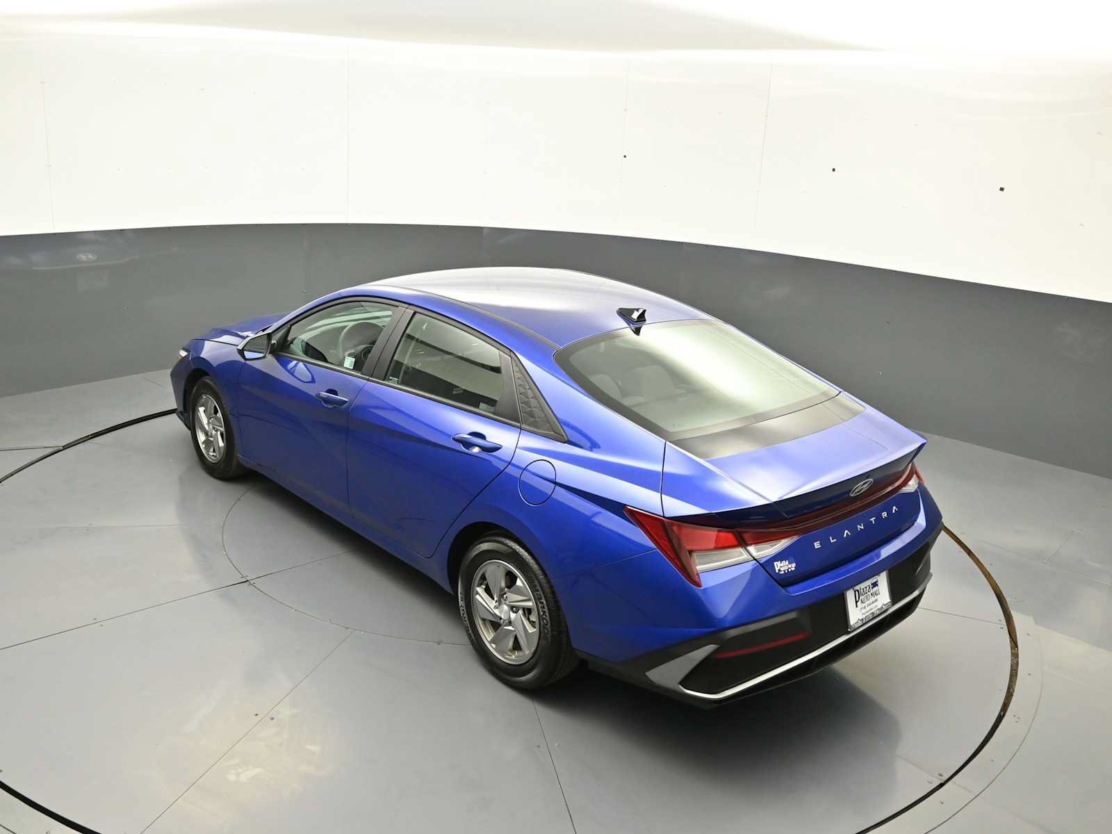 Certified 2025 Hyundai Elantra SE FWD image 38