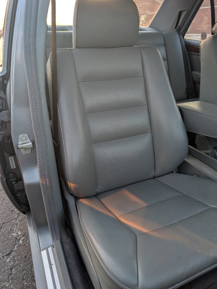 Used 1991 Mercedes-Benz 300 E 3.0 image 14