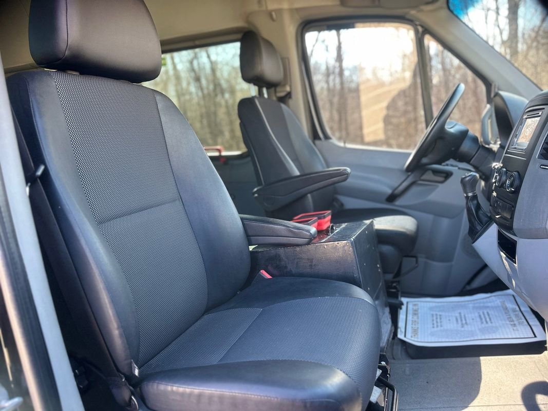 Used 2016 Mercedes-Benz Sprinter 3500 image 13