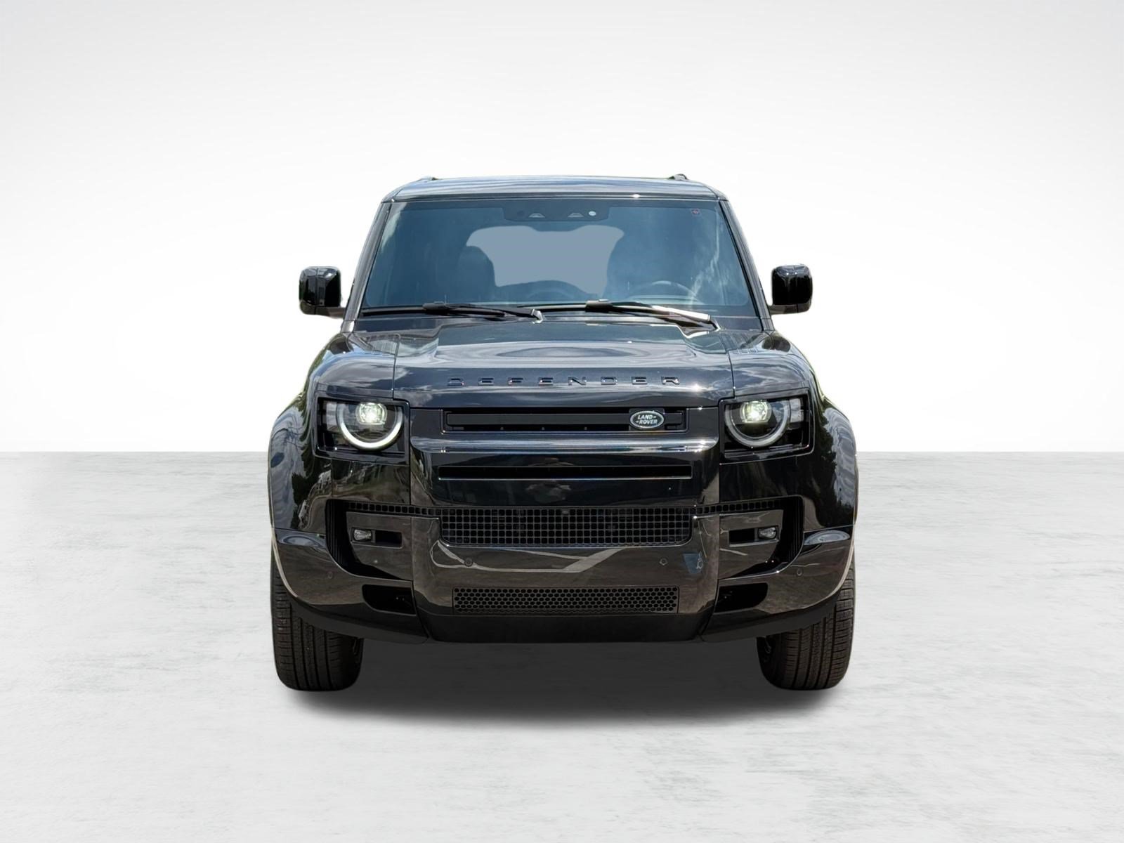 Used 2026 Land Rover Defender 130 X-Dynamic SE AWD/4WD image 6