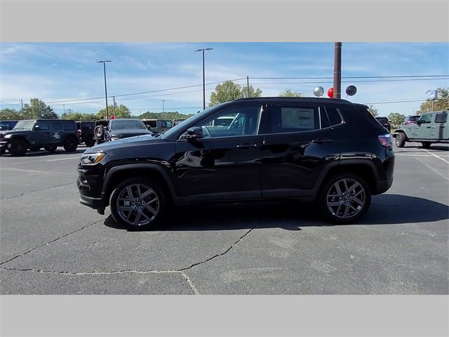 New 2026 Jeep Compass Limited image 24