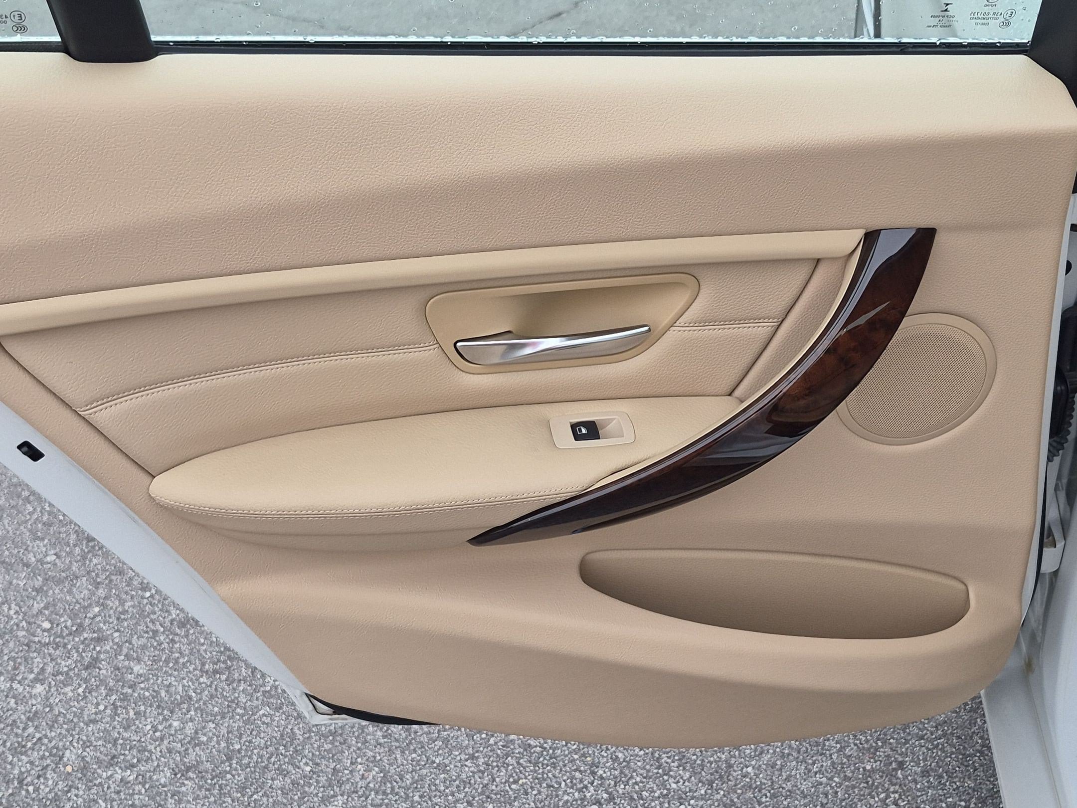 Used 2015 BMW 328i Sedan RWD image 27