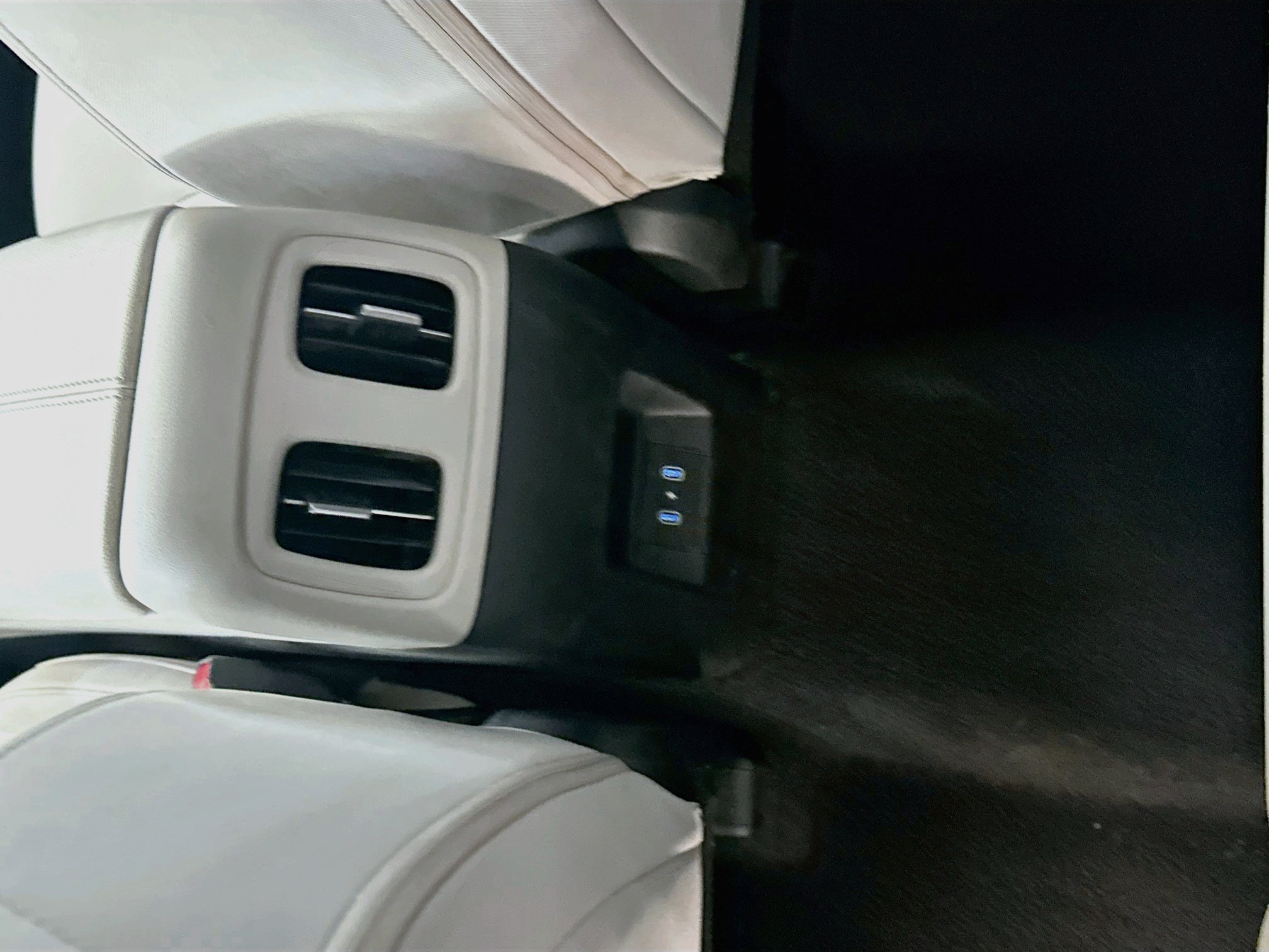 Used 2025 Hyundai Tucson SEL AWD/4WD image 27