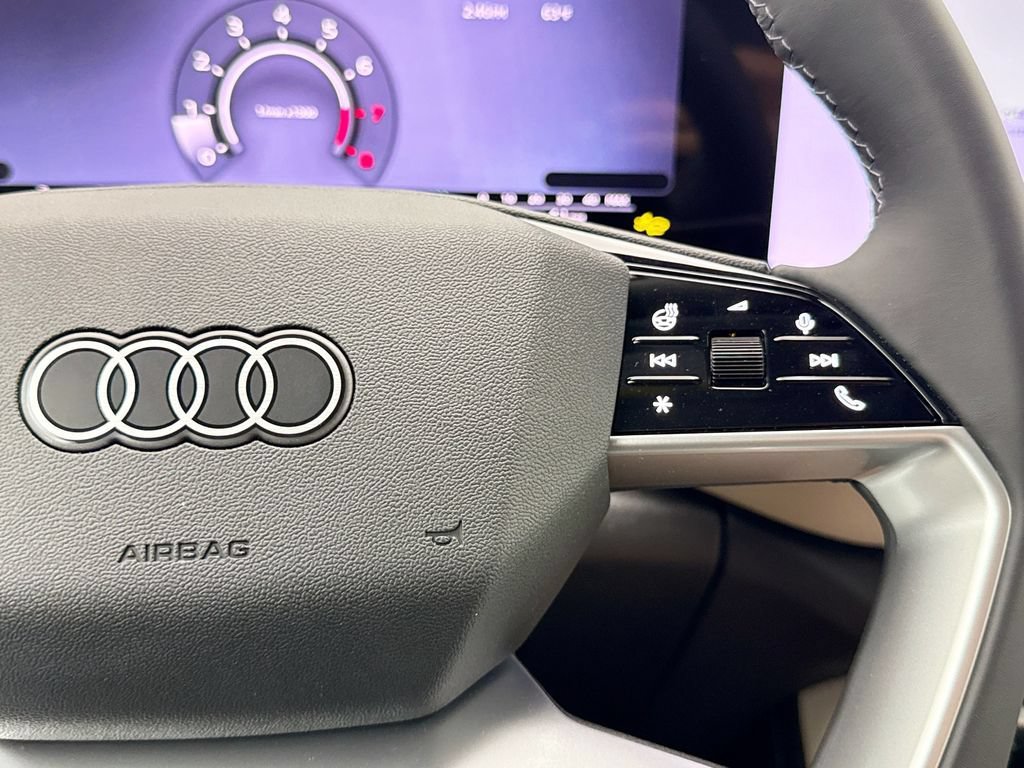 Used 2026 Audi Q5 Premium Plus w/ Premium Plus AWD/4WD image 12