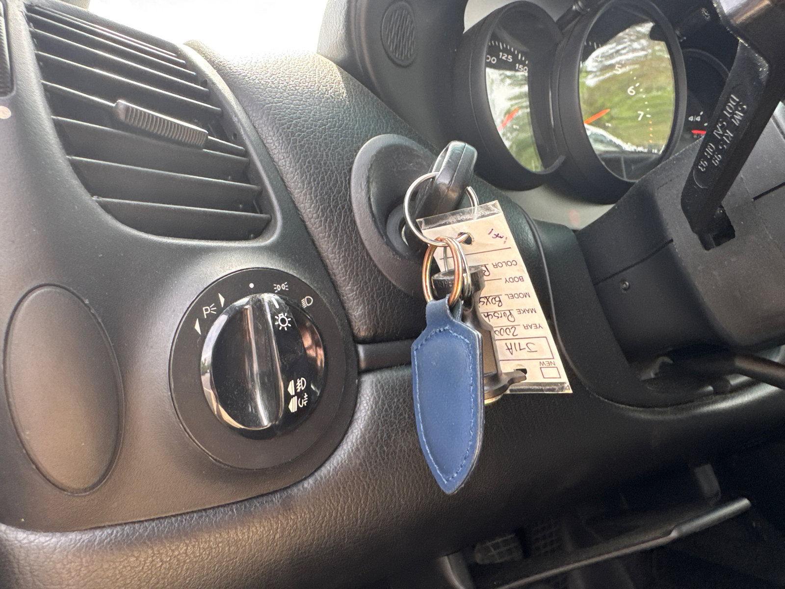 Used 2000 Porsche Boxster image 24