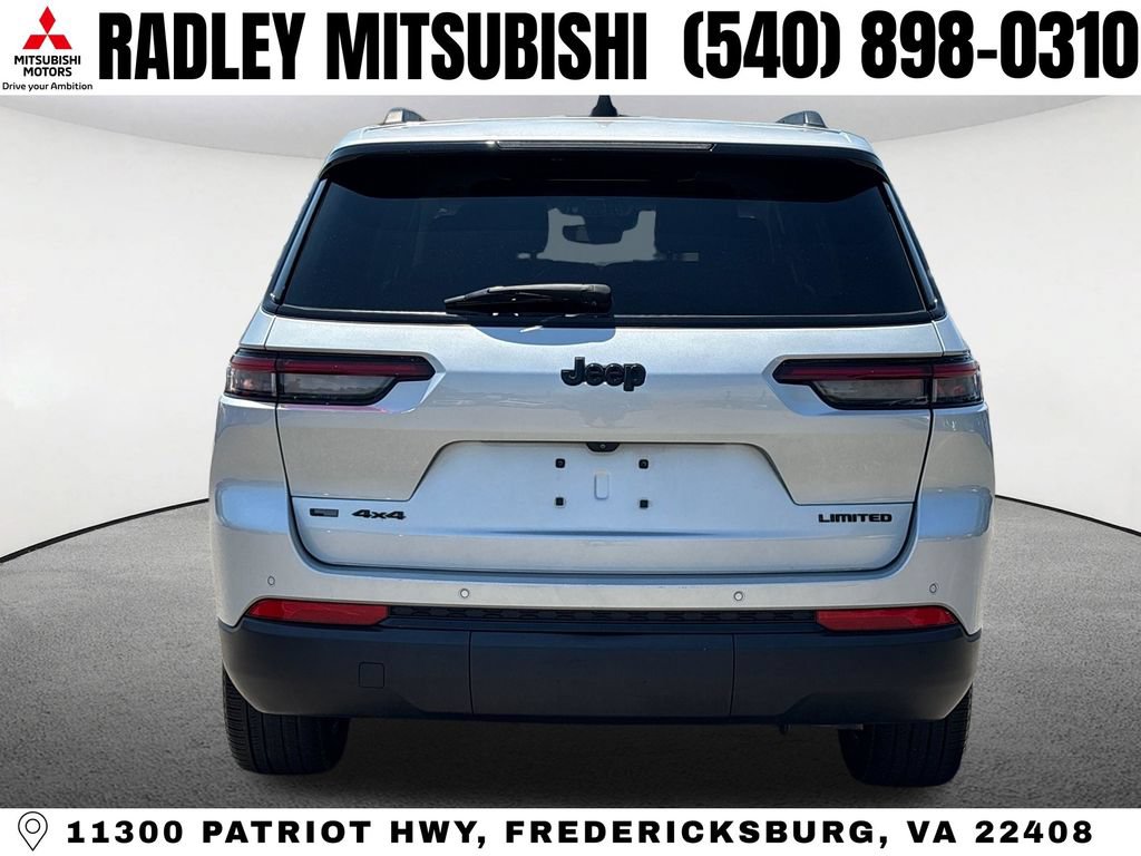 Used 2023 Jeep Grand Cherokee L Limited w/ Black Appearance Package AWD/4WD image 23