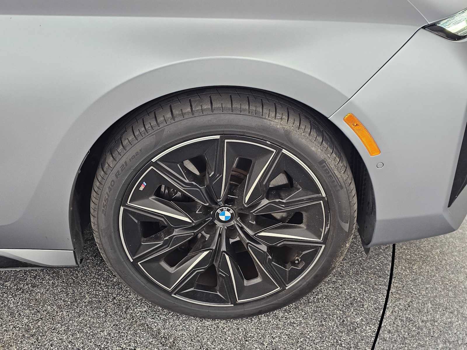 Used 2023 BMW 760i xDrive AWD/4WD image 9