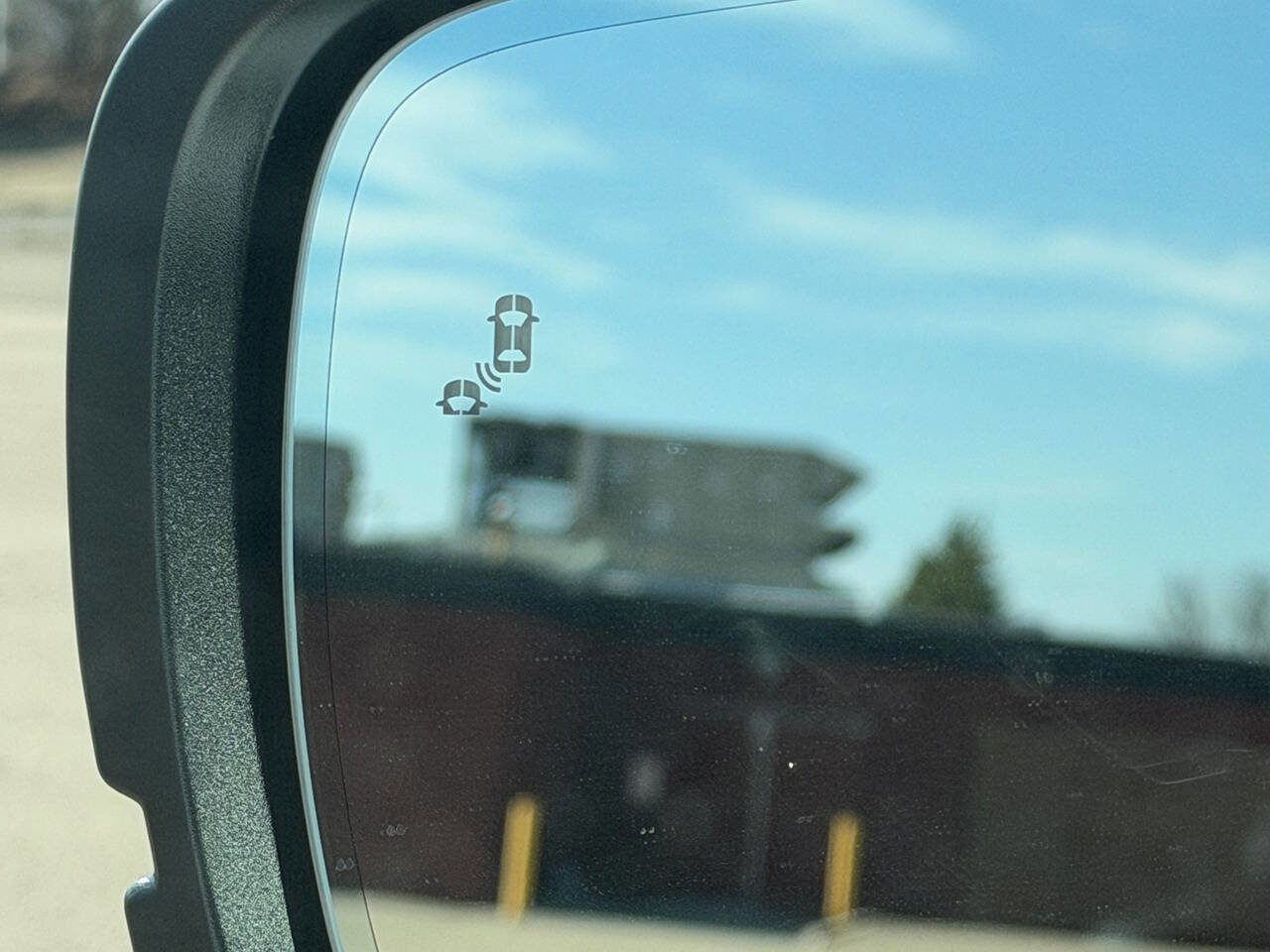 Used 2023 Honda Pilot Elite image 12