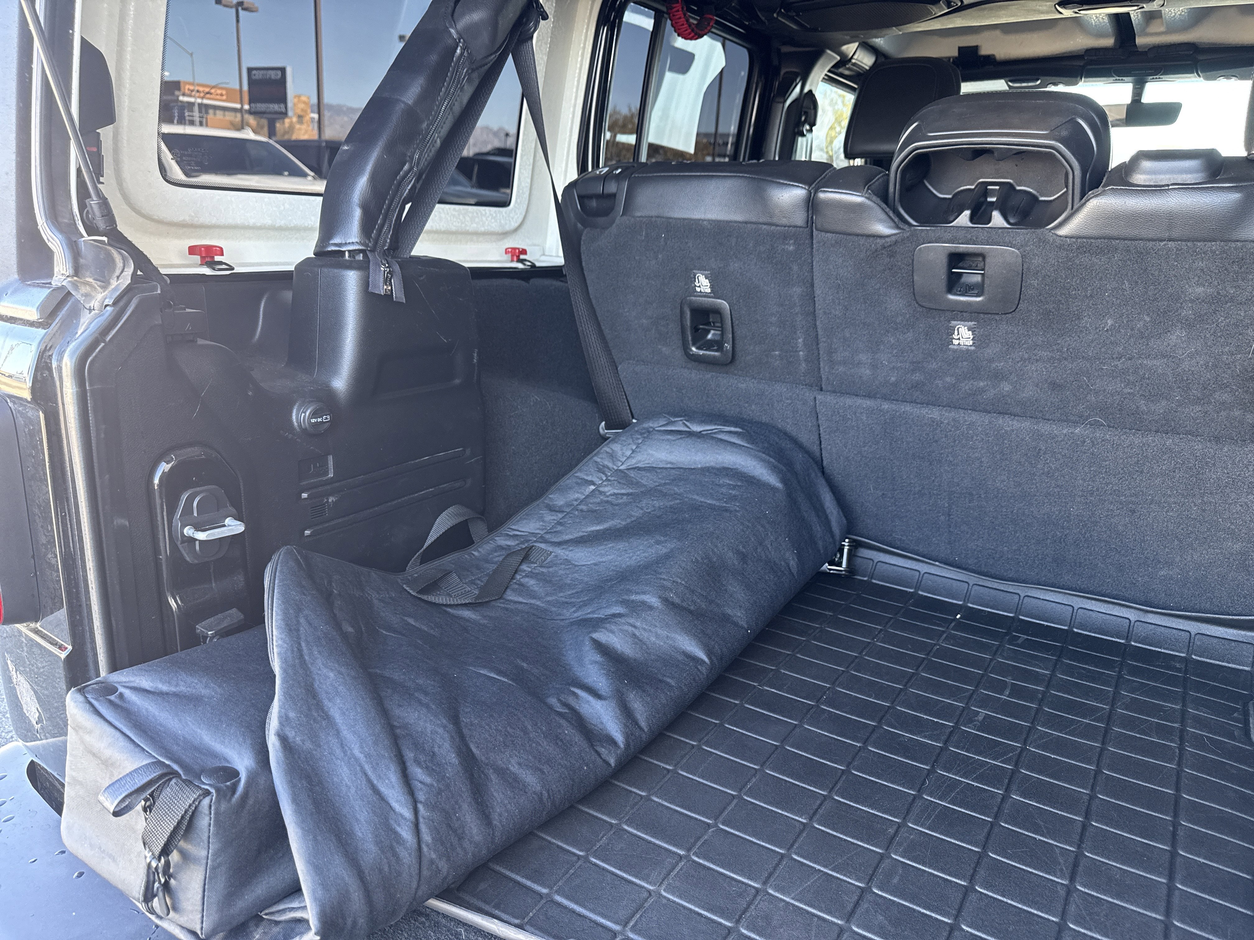 Used 2018 Jeep Wrangler Unlimited Rubicon image 20