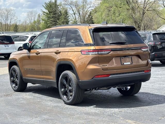 New 2026 Jeep Grand Cherokee Limited w/ Limited Altitude Package AWD/4WD image 14