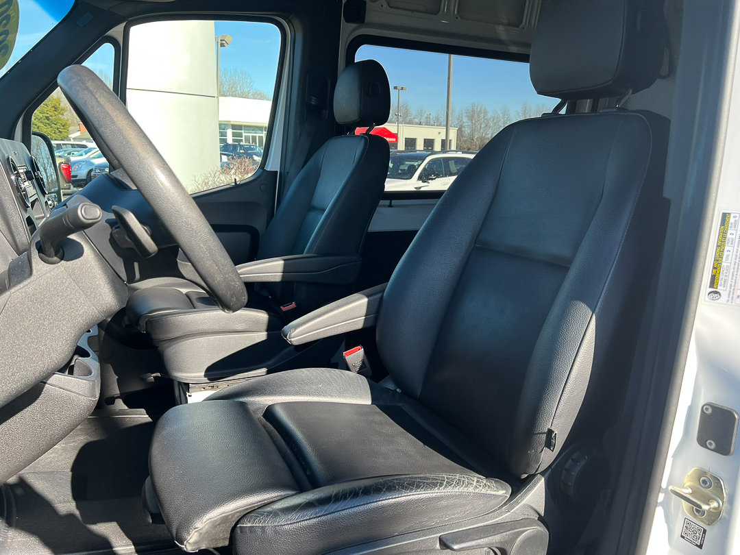 Used 2020 Mercedes-Benz Sprinter 2500 image 18