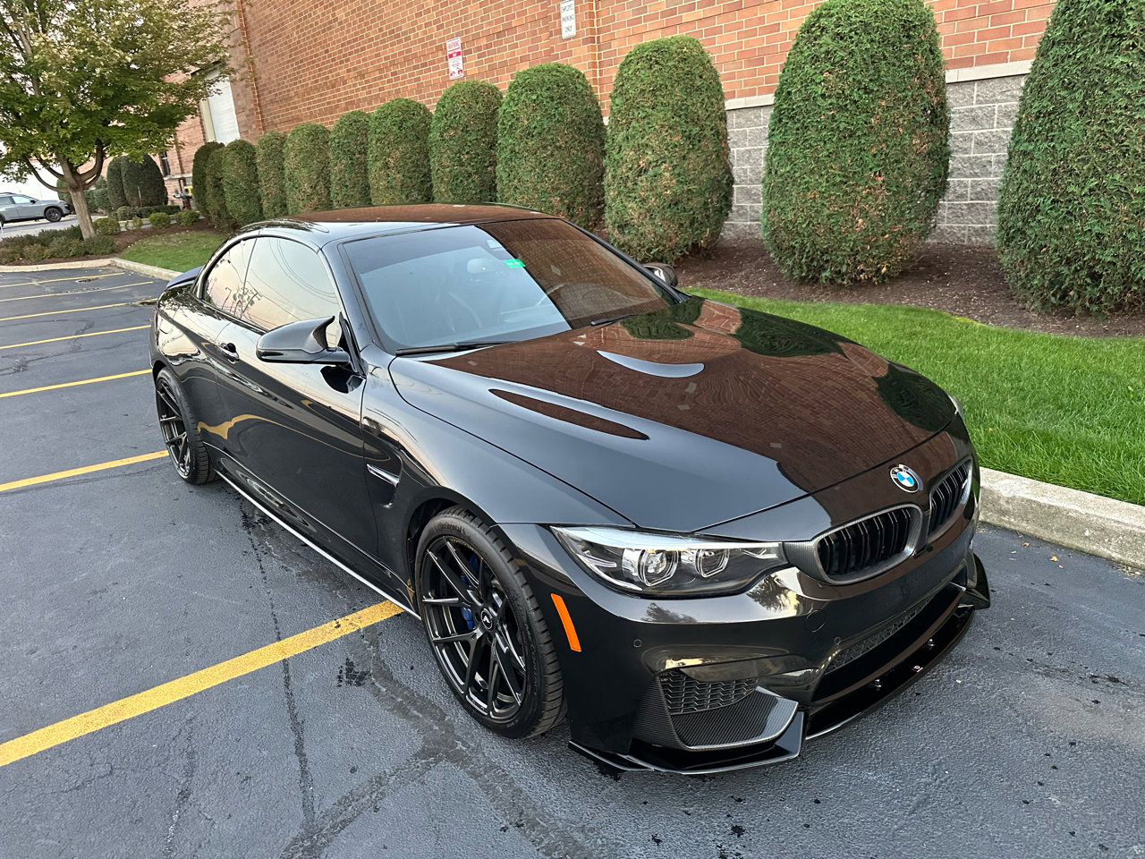 Used 2020 BMW M4 Convertible image 38