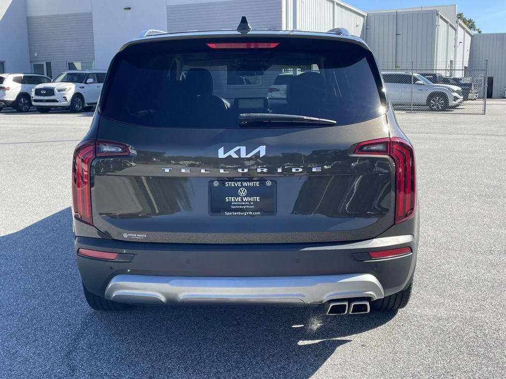 Used 2022 Kia Telluride EX w/ EX Premium Package FWD image 7