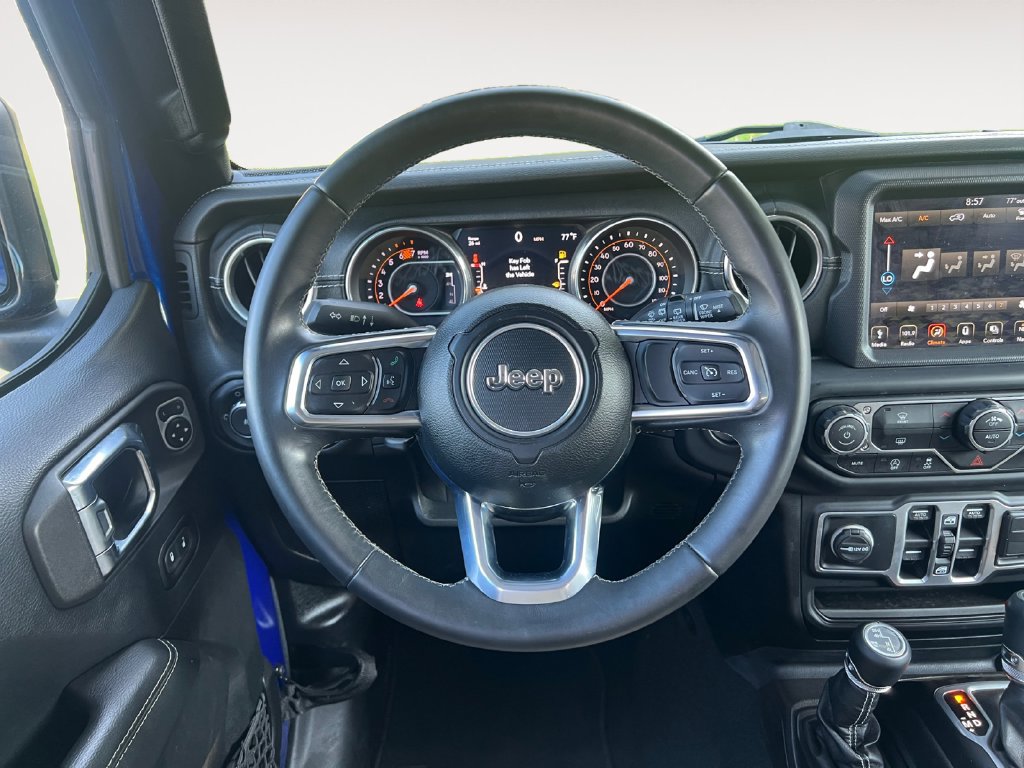 Used 2018 Jeep Wrangler Unlimited Sahara AWD/4WD image 12