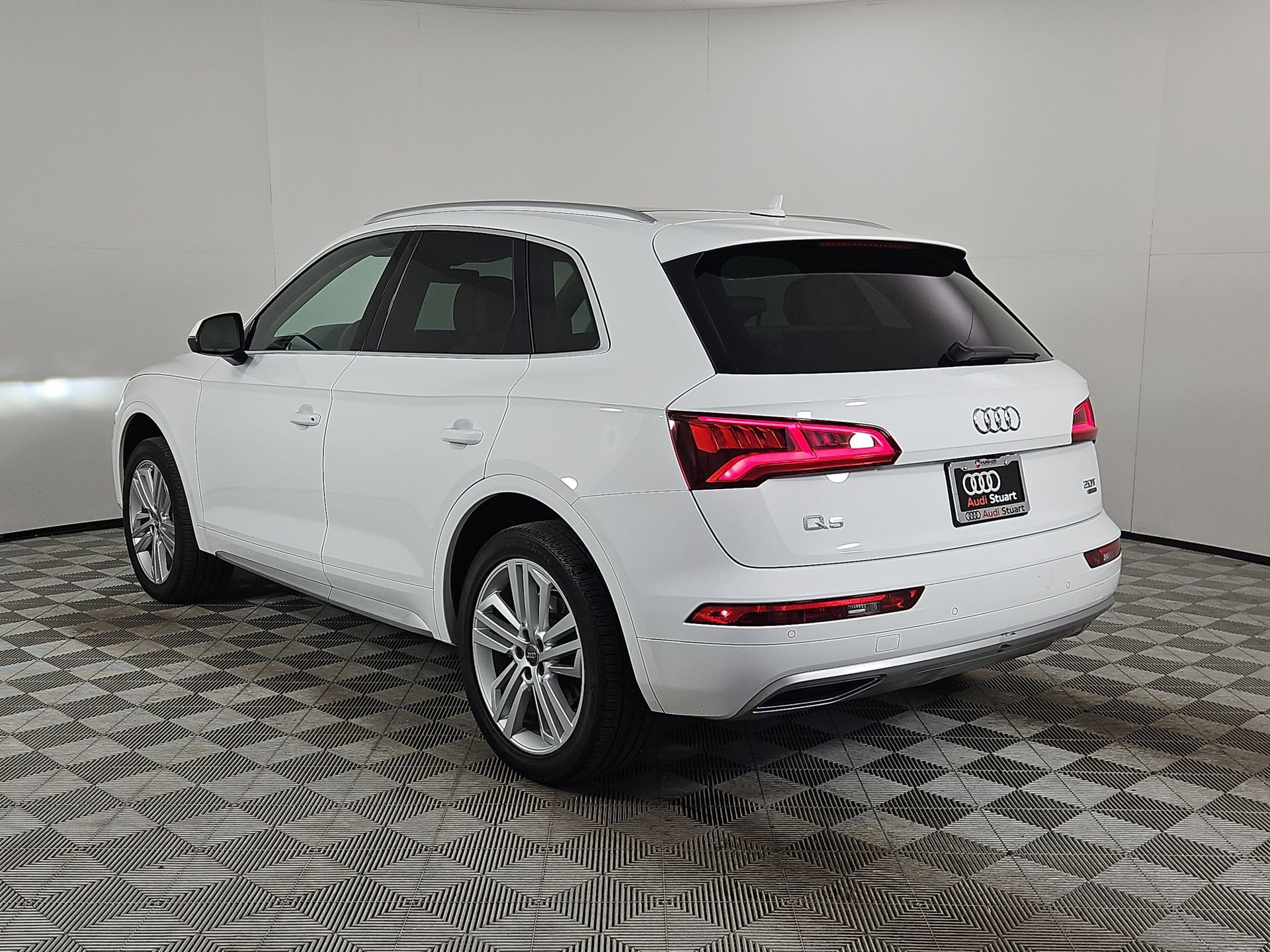 Used 2018 Audi Q5 2.0T Premium Plus w/ Premium Plus Package image 5