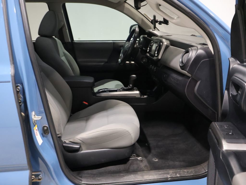 Used 2019 Toyota Tacoma SR5 image 22