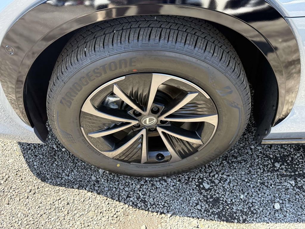 New 2026 Lexus RZ 450e Premium w/ Technology Package AWD/4WD image 7