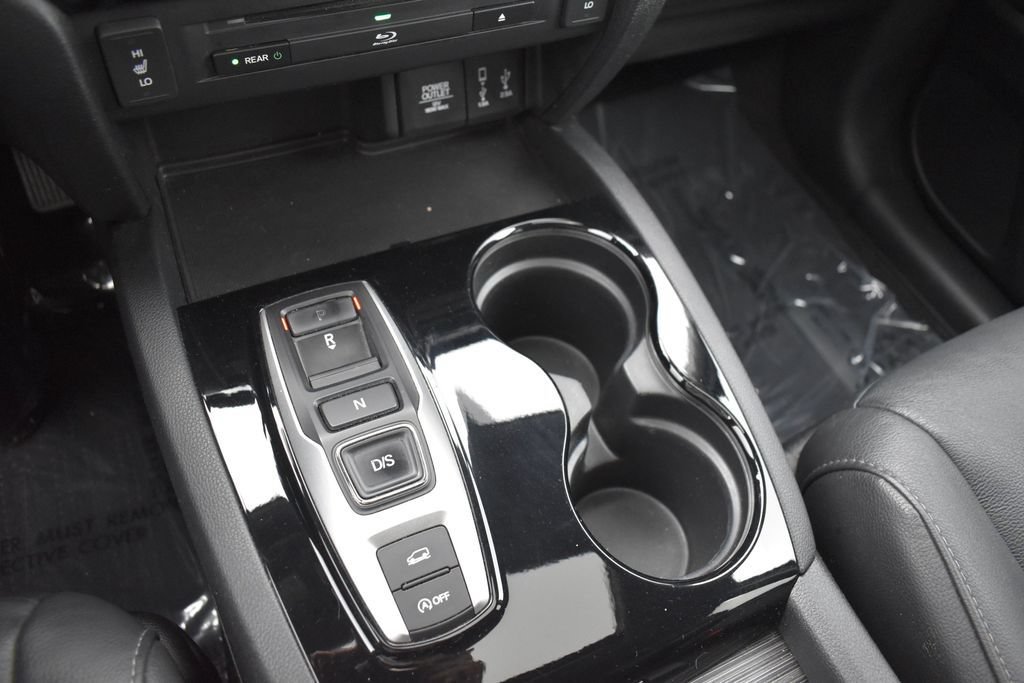 Used 2017 Honda Pilot Touring image 17