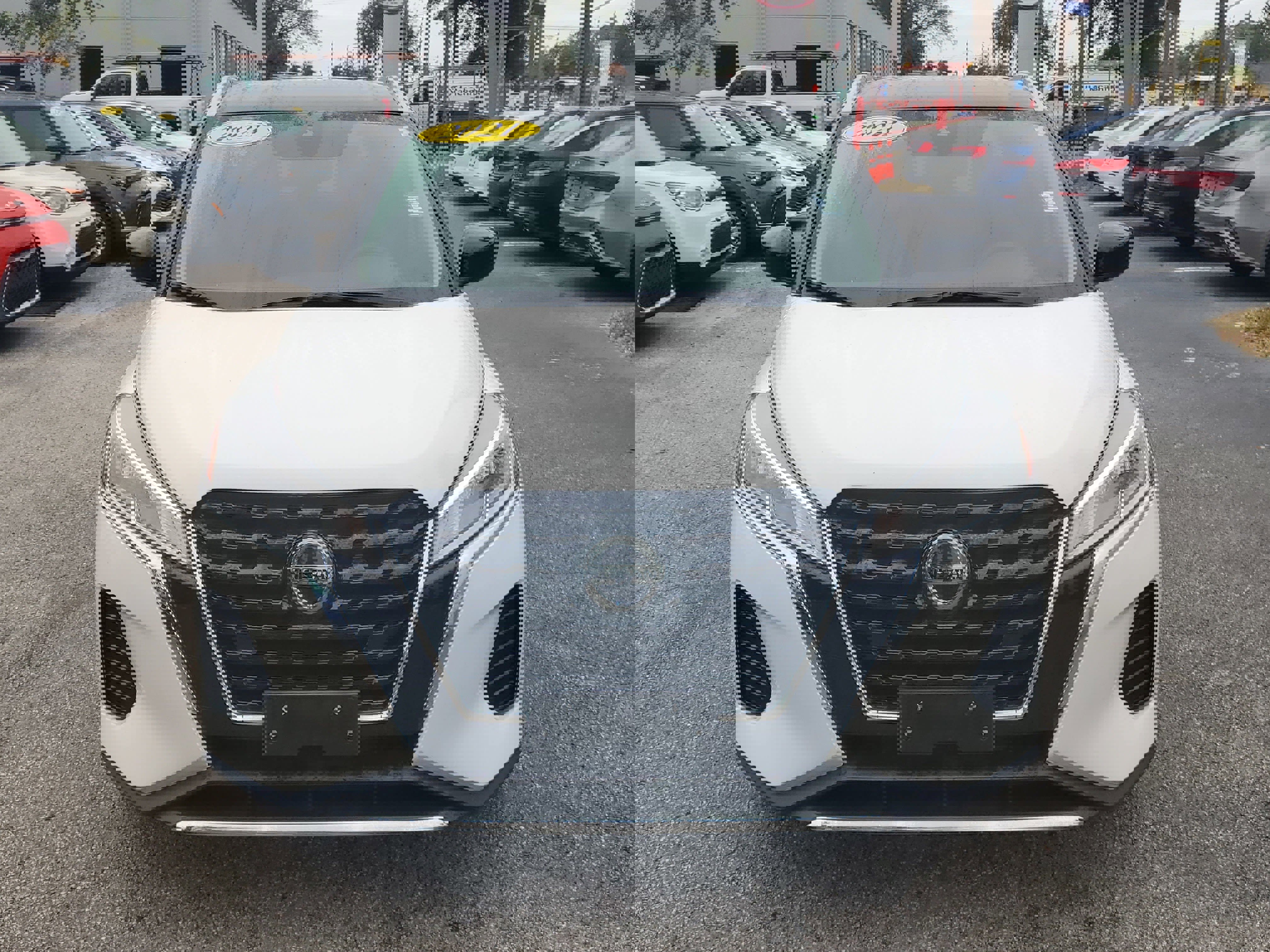 Used 2021 Nissan Kicks SV image 2