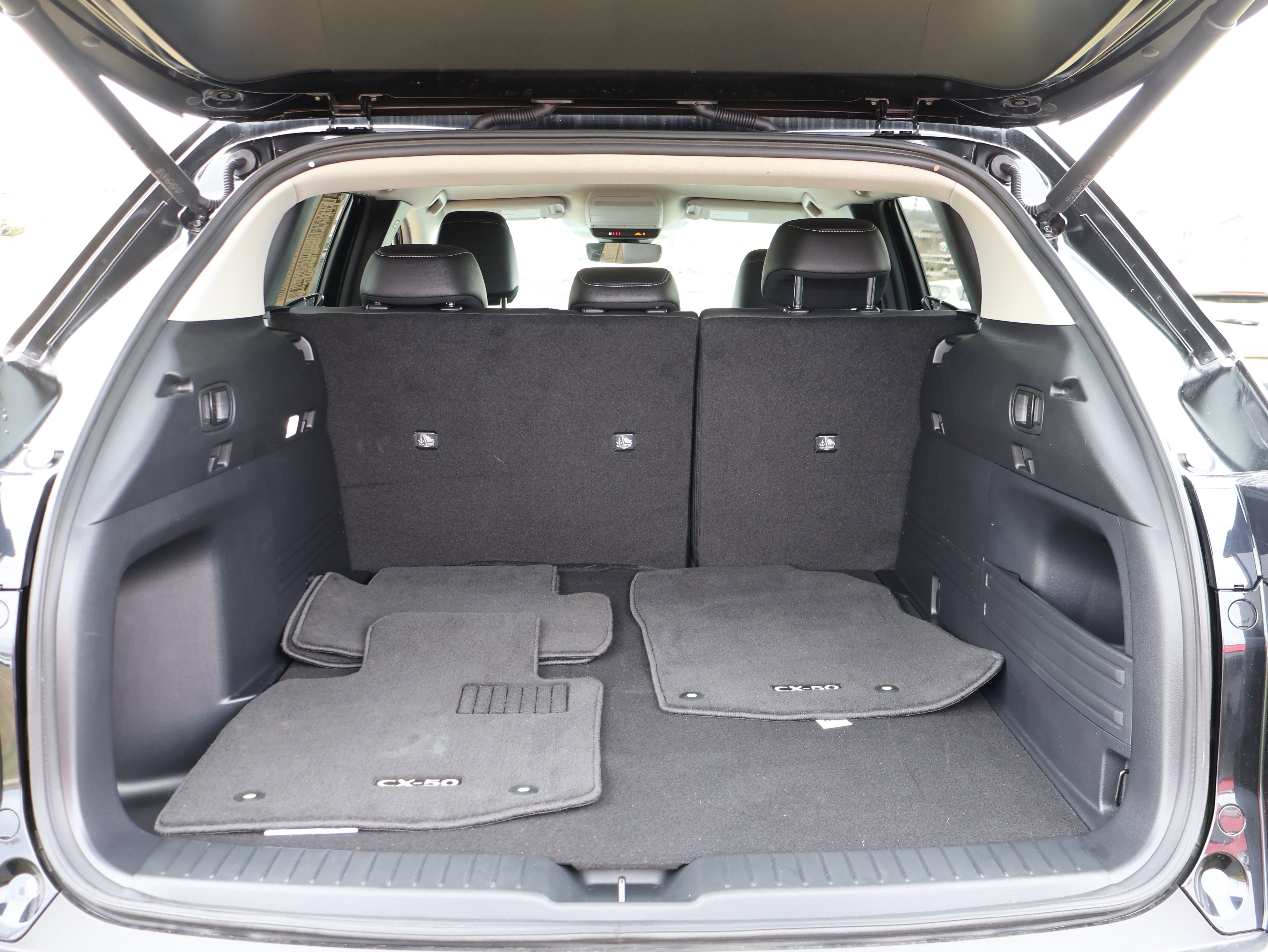 Certified 2025 MAZDA CX-50 2.5 Hybrid w/ Preferred Pkg image 19