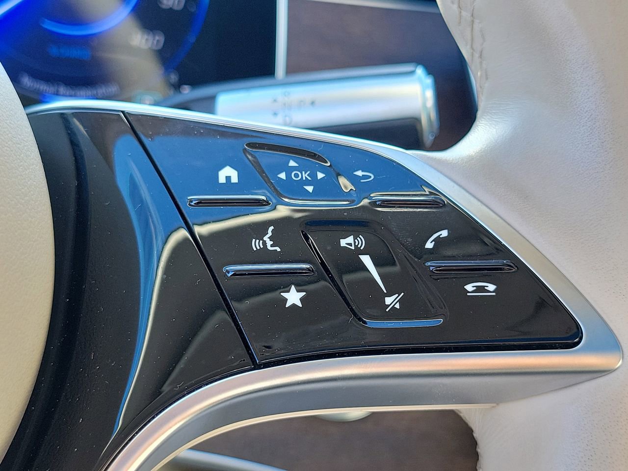 Certified 2022 Mercedes-Benz EQS 450+ 450 image 31