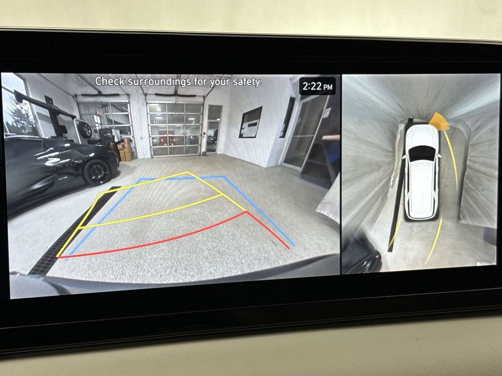 Used 2024 Hyundai Palisade Calligraphy image 16