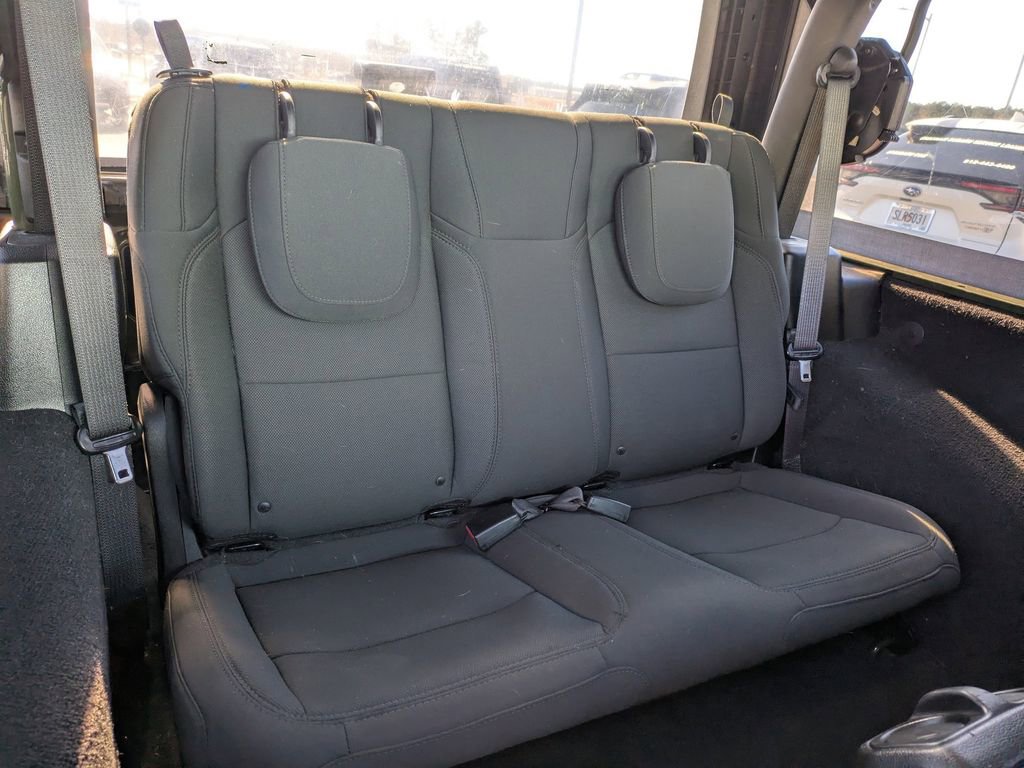 Used 2021 Jeep Wrangler Sport image 12