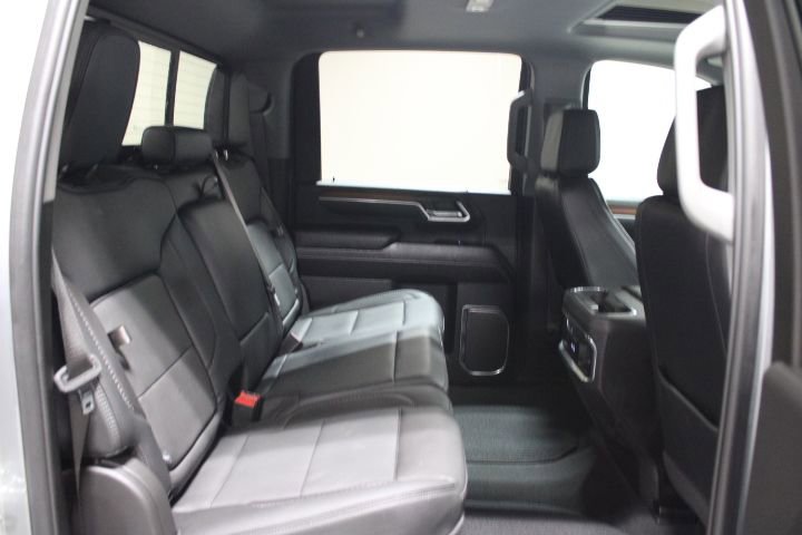 Used 2025 GMC Sierra 2500 Denali image 30
