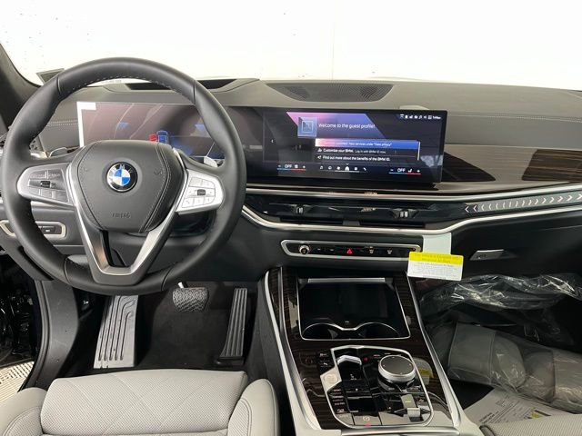 New 2026 BMW X7 xDrive40i w/ Premium Package AWD/4WD image 12