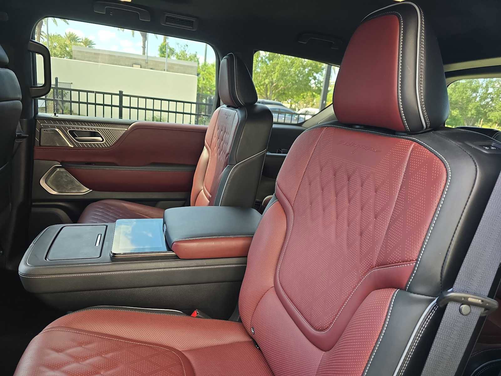 Certified 2025 INFINITI QX80 Autograph w/ Autograph Exterior Package image 13