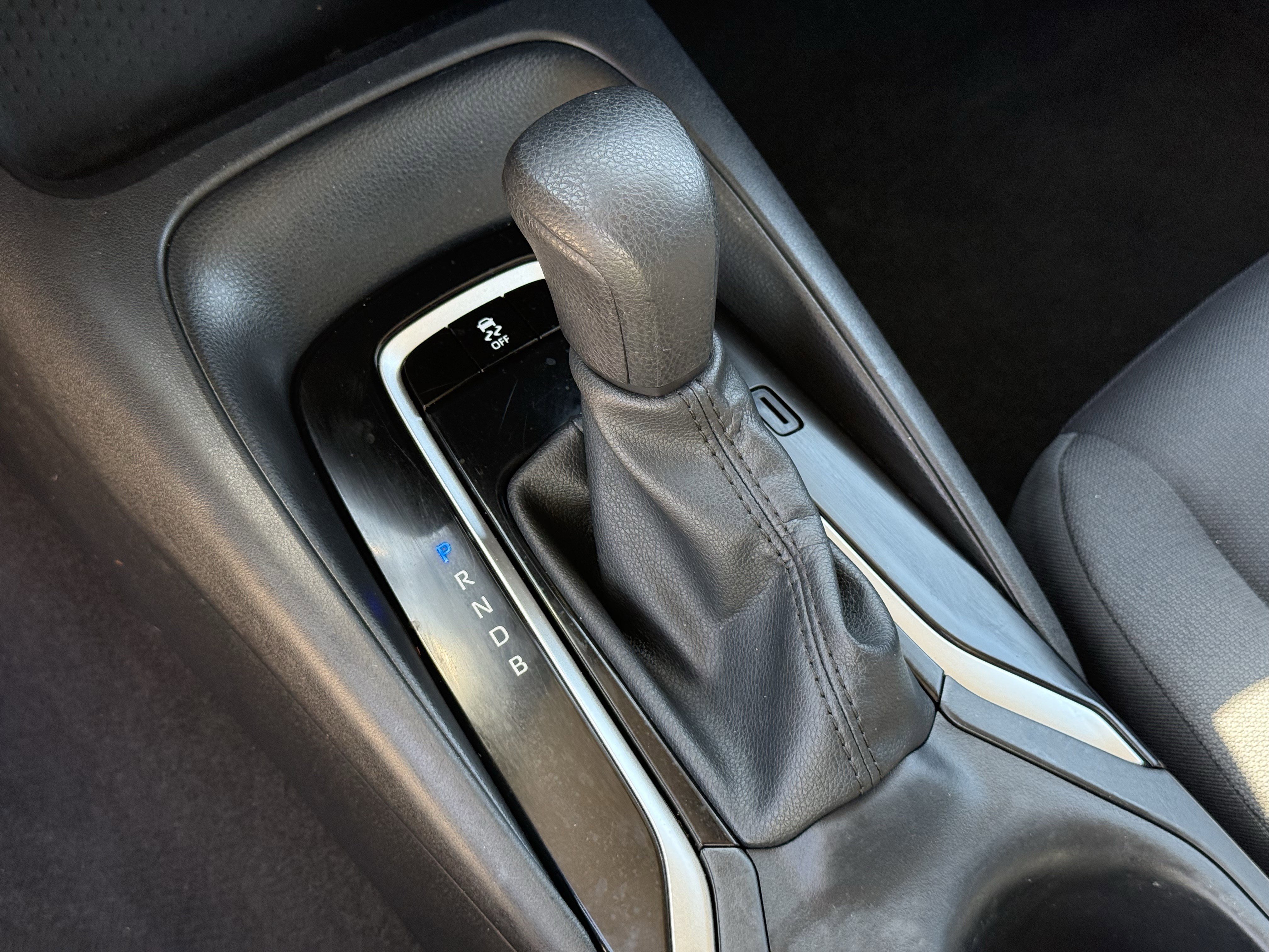 Used 2024 Toyota Corolla LE image 23